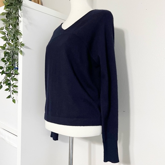Vince V-Neck 100% Cashmere Navy Blue Sweater - Picture 4 of 12